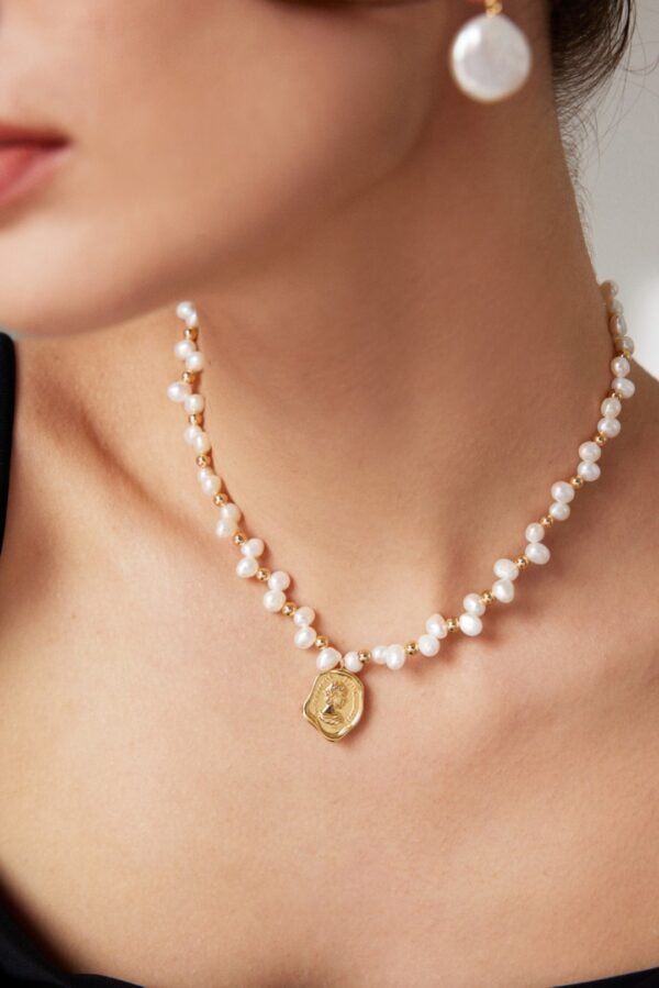 Queen brand natural pearl necklace - Image 9